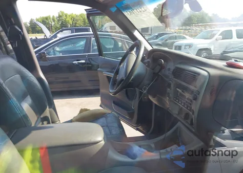 2002 Ford Explorer Sport Trac from USA, damaged, VIN 1FMZU77E42UC76503